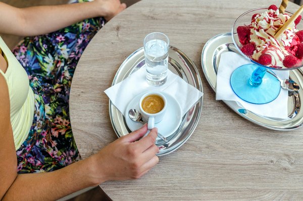 Peau grasse : quels produits pour prendre soin de votre peau ?